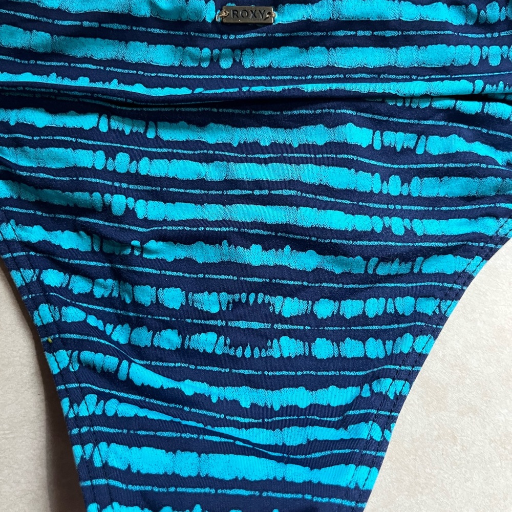 Roxy Bikini - image 4